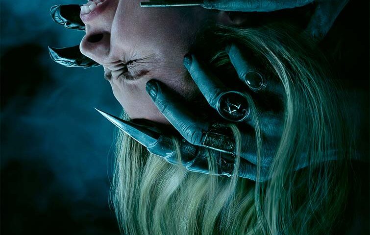 Locandina del film Insidious: Fuori dall'Altrove, sesto capitolo della saga horror diretto da Jacob Chase